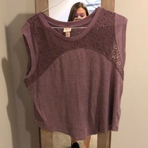 Purple sleeveless top